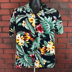 Makai Beach Men’s Medium Tropical Button-Down Shirt —‎ Beachy, Casual, Relaxed